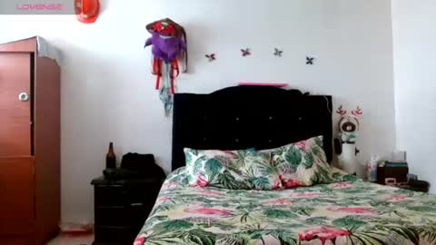 Naomi online show from June 2026 07:07:01 PM