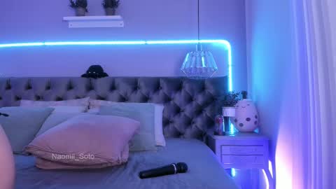 Naomi online show from February 2025 10:25:01 PM