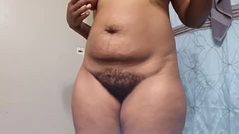 Naomiikayxxx online show from September 2025 05:58:01 PM