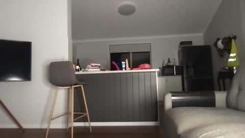 naomirhoades online show from February 2025 10:48:02 AM