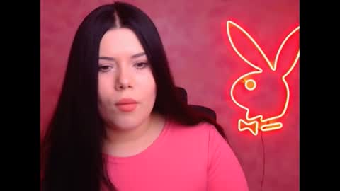 Naomi online show from December 2025 10:07:02 PM