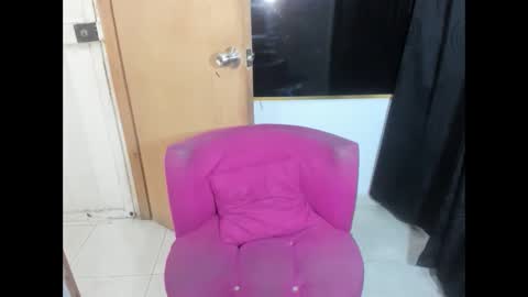 naomiwildburn online show from September 2025 08:36:01 PM