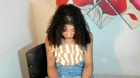 Snapshot of naomiwildburn chatting on June 2026 12:53:02 AM naomiwildburn online show from June 2026 12:53:02 AM