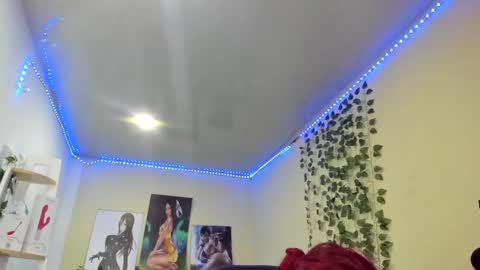 naomy online show from March 2025 07:23:01 PM