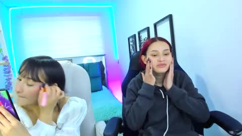 naomy online show from September 2025 07:47:01 PM