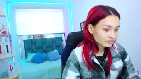 naomy online show from September 2025 07:30:01 PM