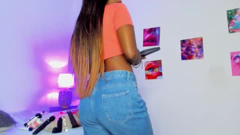 naomy_191 online show from October 2025 03:06:01 AM