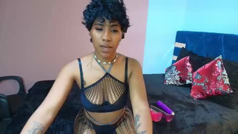 Snapshot of naomy__smith__ chatting on February 2026 08:31:02 PM N A O M Y online show from February 2026 08:31:02 PM