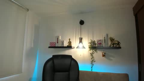 naomy online show from May 2026 08:32:01 PM