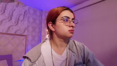 Naomy  online show from December 2025 03:11:01 AM