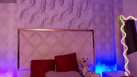 Naomy  online show from February 2026 03:16:02 AM