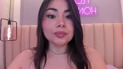 Naomy  online show from July 2026 10:39:02 AM