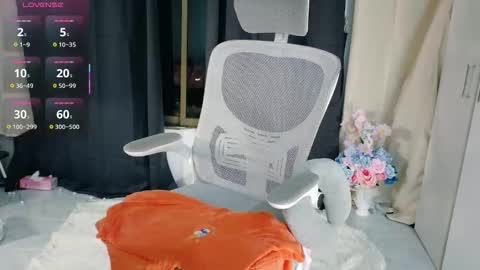 Napat jiejie online show from November 2025 05:49:01 PM