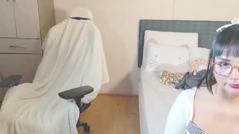 Naree online show from March 2025 01:51:01 PM