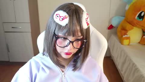 Snapshot of naree_masaki chatting on May 2026 12:33:02 PM Naree online show from May 2026 12:33:02 PM