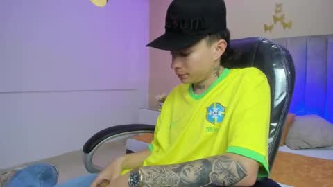 Nascary Fox online show from February 2026 07:21:01 PM