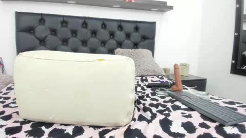 Debora online show from December 2024 03:41:01 AM