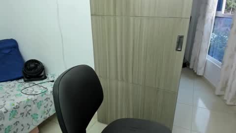 Nasly batista  online show from December 2024 09:59:02 PM