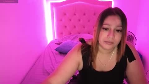 Nasly batista  online show from November 2025 12:20:02 AM