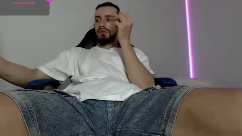 nassh_18 online show from January 2025 10:35:02 PM