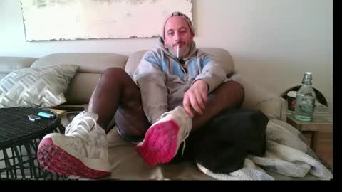 nassobout online show from February 2025 12:33:02 PM