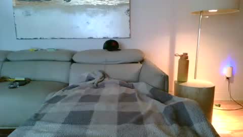 nassobout online show from October 2025 12:22:02 PM