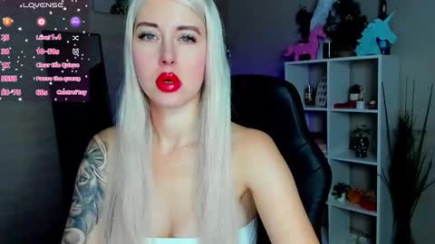 Nastya online show from December 2025 01:35:01 AM