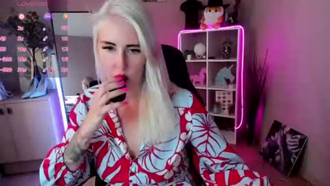 Snapshot of nastasya_cute chatting on June 2026 03:25:01 AM Nastya online show from June 2026 03:25:01 AM