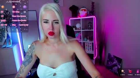 Snapshot of nastasya_cute chatting on June 2026 01:34:01 AM Nastya online show from June 2026 01:34:01 AM