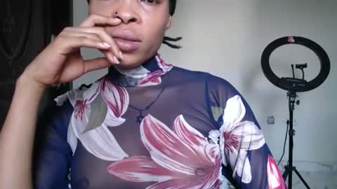 bella online show from December 2025 09:58:02 AM