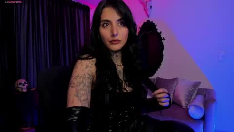 Snapshot of nasty_alice1 chatting on June 2026 07:06:02 AM Goddess Alice online show from June 2026 07:06:02 AM