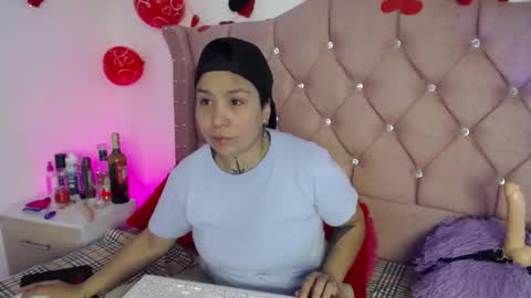 nat_evans8 online show from February 2026 01:59:02 AM