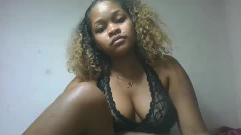 natachazz online show from May 2026 09:44:02 PM