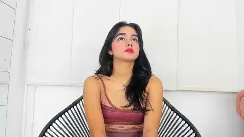 Naty  online show from February 2025 12:43:02 PM