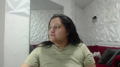 Natalia online show from June 2026 01:24:02 PM
