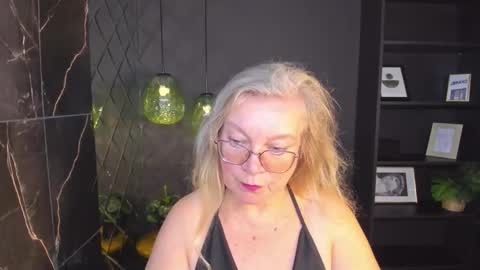 NataliCloud online show from October 2025 01:12:02 PM