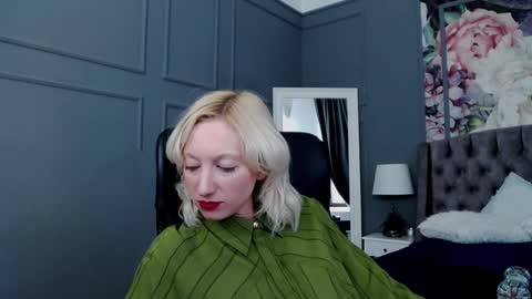 Natalie online show from December 2024 10:43:01 AM