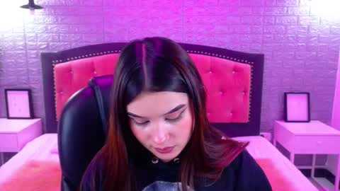 natalie  online show from October 2025 03:17:01 AM