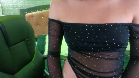 natalie  online show from February 2026 04:11:01 AM