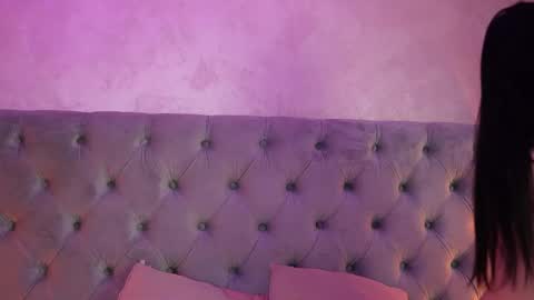 Snapshot of natalieshaw chatting on November 2025 02:34:01 AM Natalie online show from November 2025 02:34:01 AM