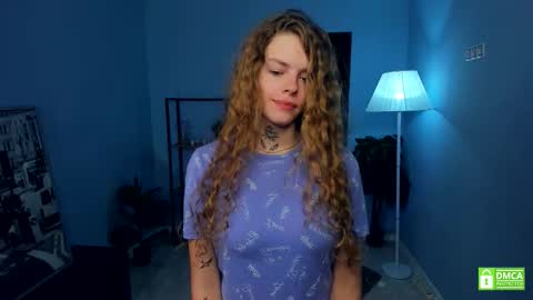 Natalie online show from November 2025 05:07:01 AM