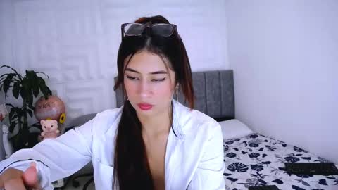 NATALY online show from January 2025 04:18:02 PM