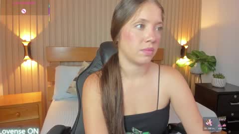 Snapshot of nataly_rodri chatting on November 2025 02:36:01 AM Nataly online show from November 2025 02:36:01 AM