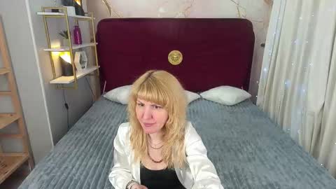 natalychanell online show from September 2025 06:08:02 PM