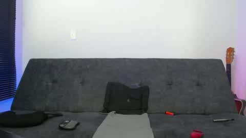   online show from September 2025 06:51:02 PM