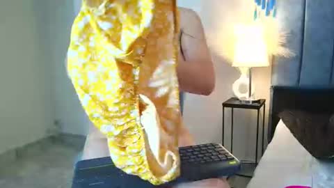 Snapshot of natalyguzman26 chatting on February 2026 02:12:02 PM Nataly online show from February 2026 02:12:02 PM