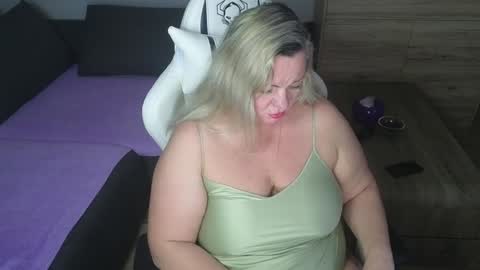 Natalli online show from December 2024 08:15:01 PM