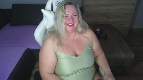 Natalli online show from December 2024 11:20:02 PM