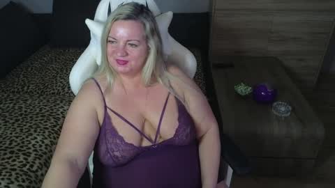 Natalli online show from January 2025 12:57:02 AM