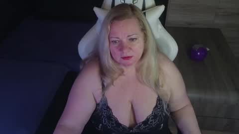 Natalli online show from February 2026 10:38:02 PM